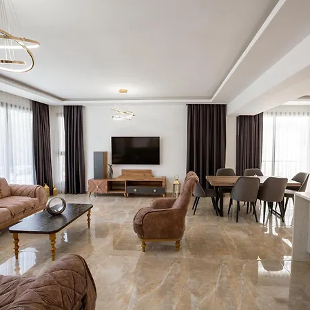 Villa Luna By Holidaykeys